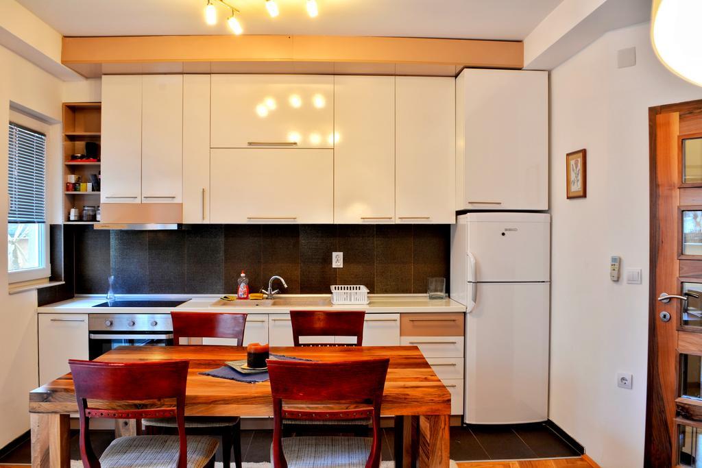 אוהריד Apartments Elena מראה חיצוני תמונה