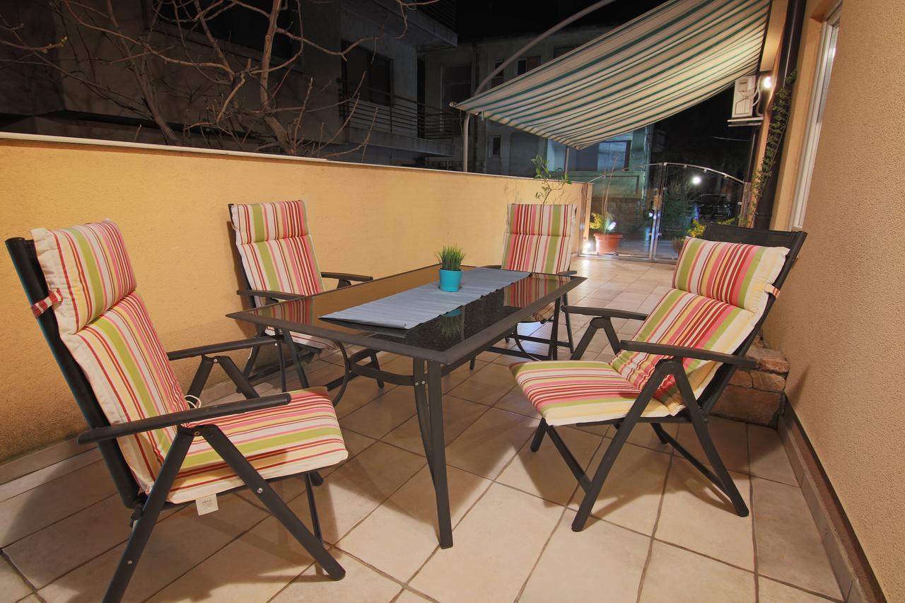 אוהריד Apartments Elena מראה חיצוני תמונה