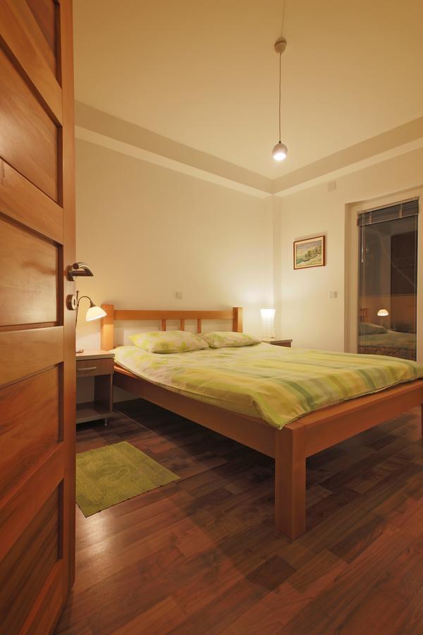 אוהריד Apartments Elena מראה חיצוני תמונה