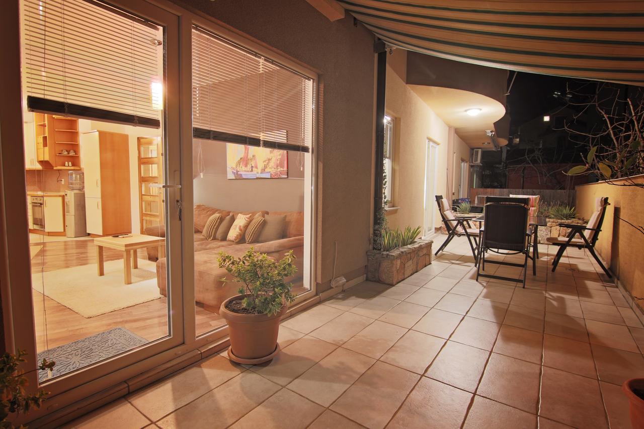 אוהריד Apartments Elena מראה חיצוני תמונה