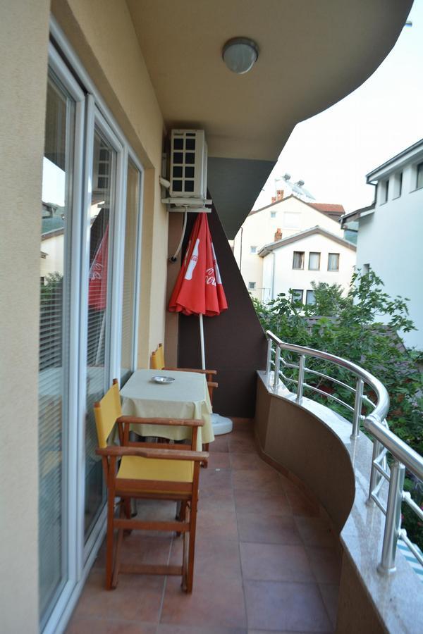 אוהריד Apartments Elena מראה חיצוני תמונה